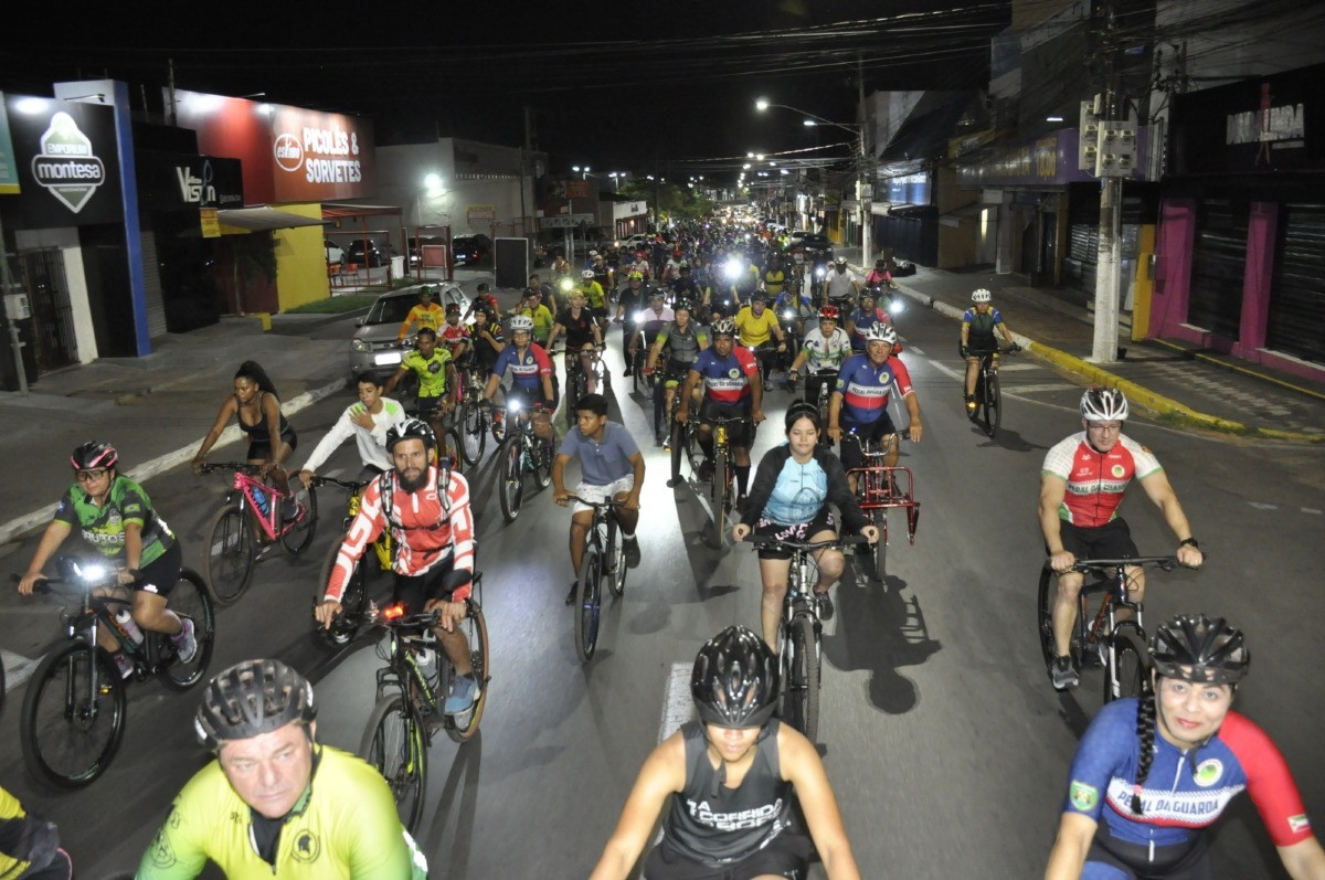 Mais De Ciclistas Celebram Os Anos De V Rzea Grande No Pedal