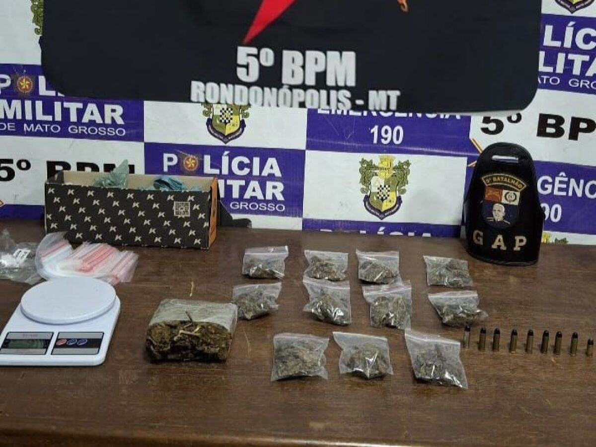 Pol Cia Militar Prende Dois Membros De Fac O Por Es De Drogas E