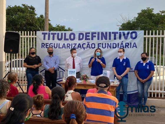Entrega dos títulos aos moradores do Bairro Industriário.jpg