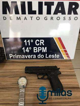 pistola falsa.jpg