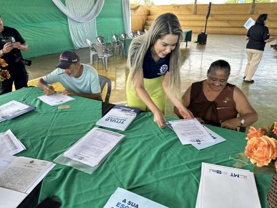 Entrega títulos Cocalinho.jpg