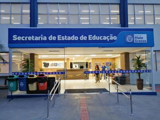 fachada secretaria de educação