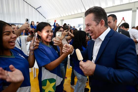 O governador Mauro Mendes, durante a entrega do Complexo Educacional