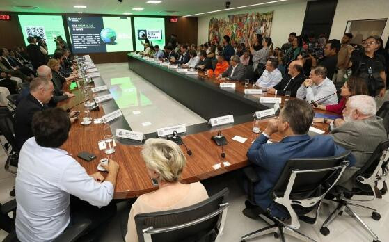 lançamento car digital.jpg